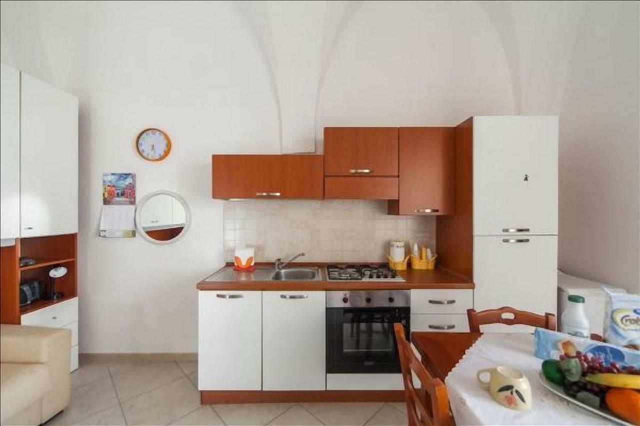 Monolocale Finemente Ristrutturato Ostuni Exterior photo